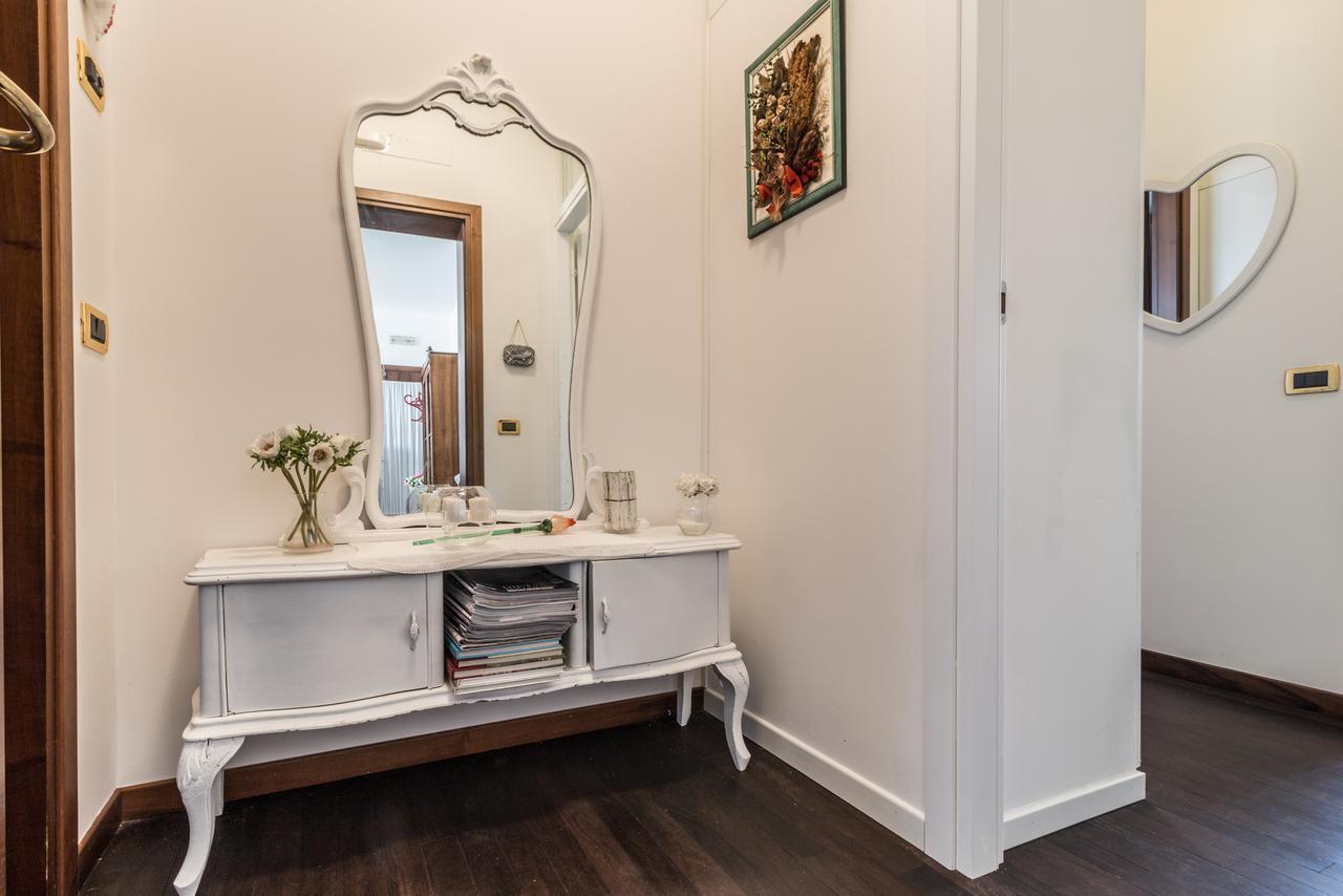 Casa Bibi Villa Cartiera Reali Luaran gambar
