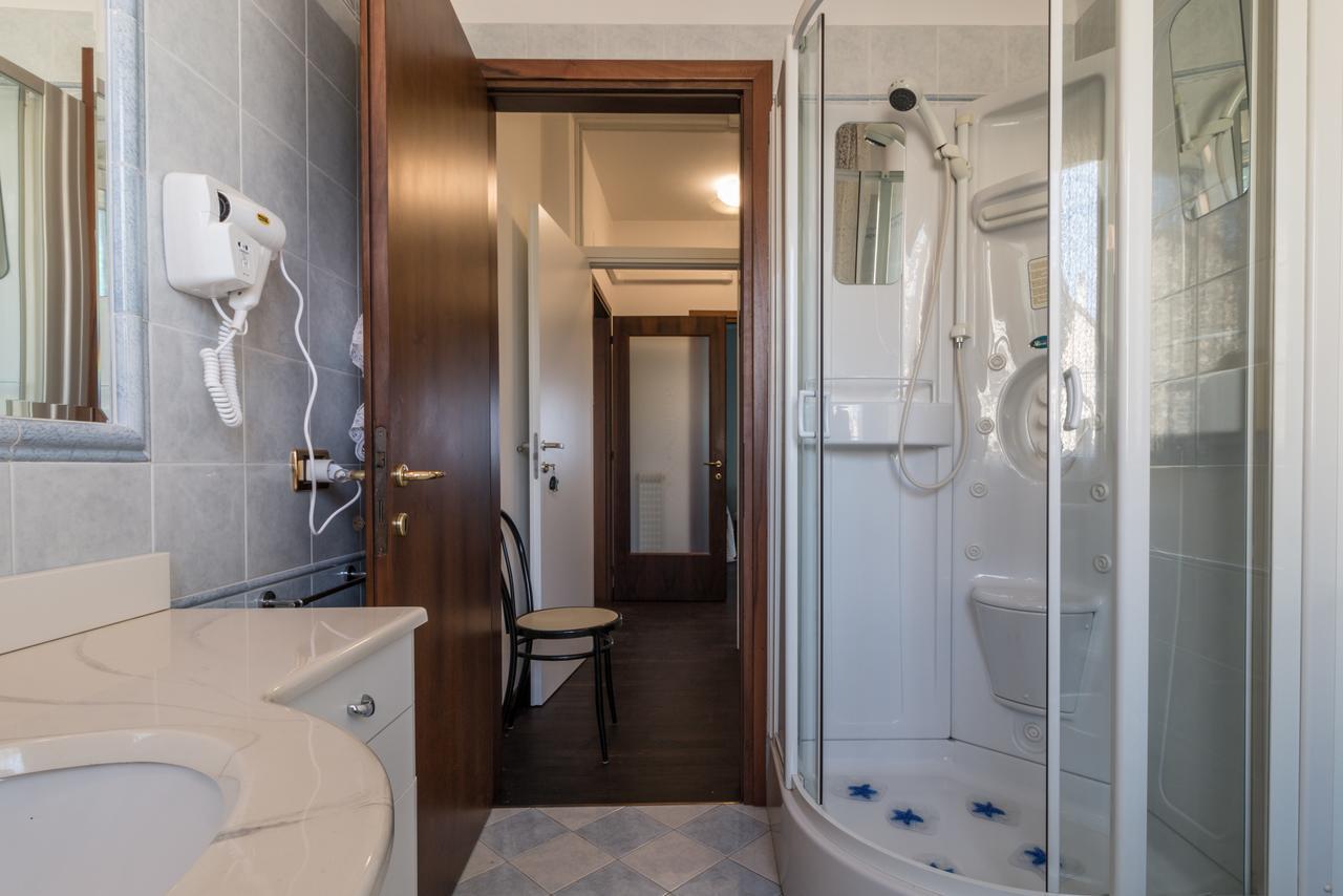 Casa Bibi Villa Cartiera Reali Luaran gambar