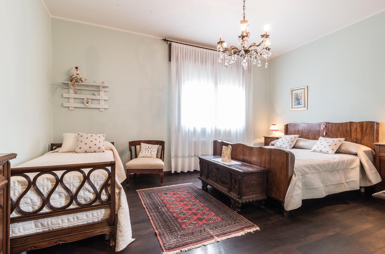Casa Bibi Villa Cartiera Reali Luaran gambar