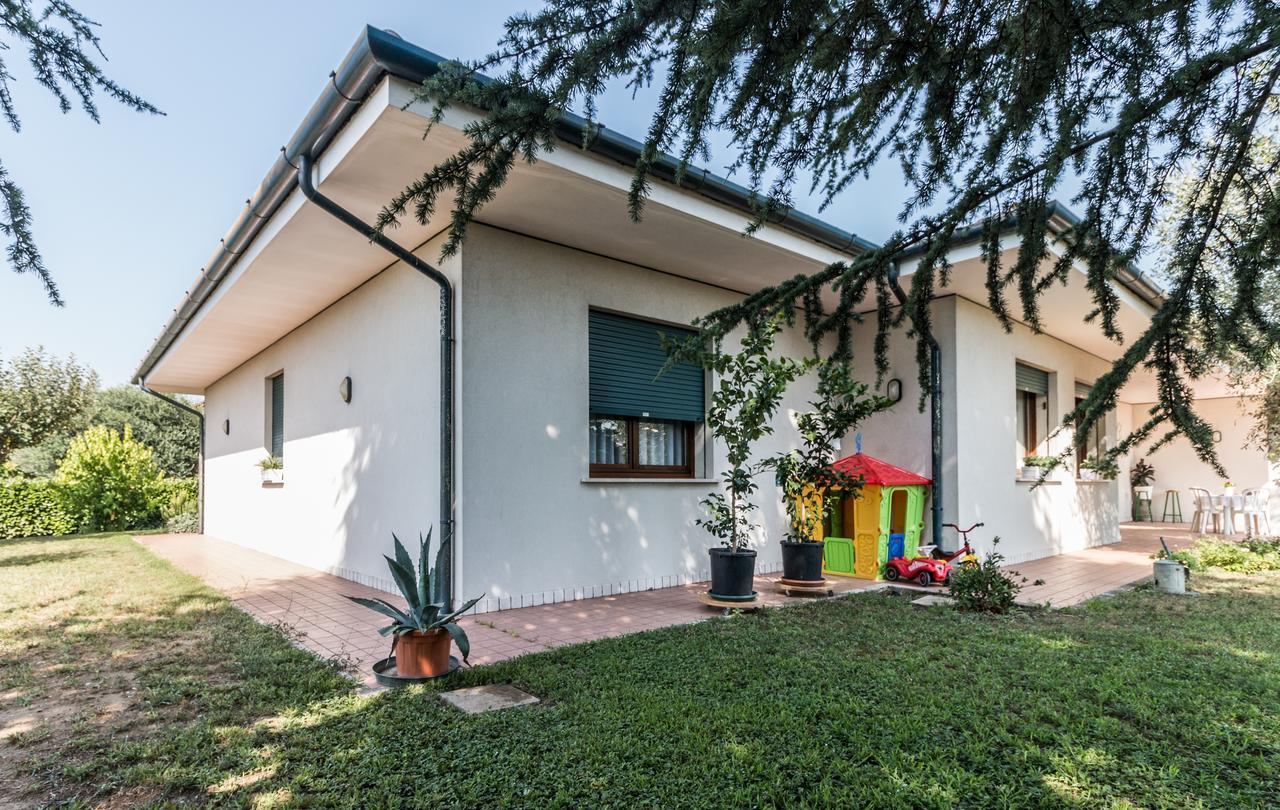 Casa Bibi Villa Cartiera Reali Luaran gambar