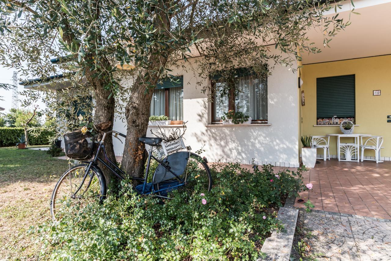 Casa Bibi Villa Cartiera Reali Luaran gambar