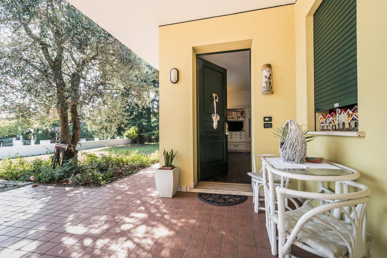 Casa Bibi Villa Cartiera Reali Luaran gambar