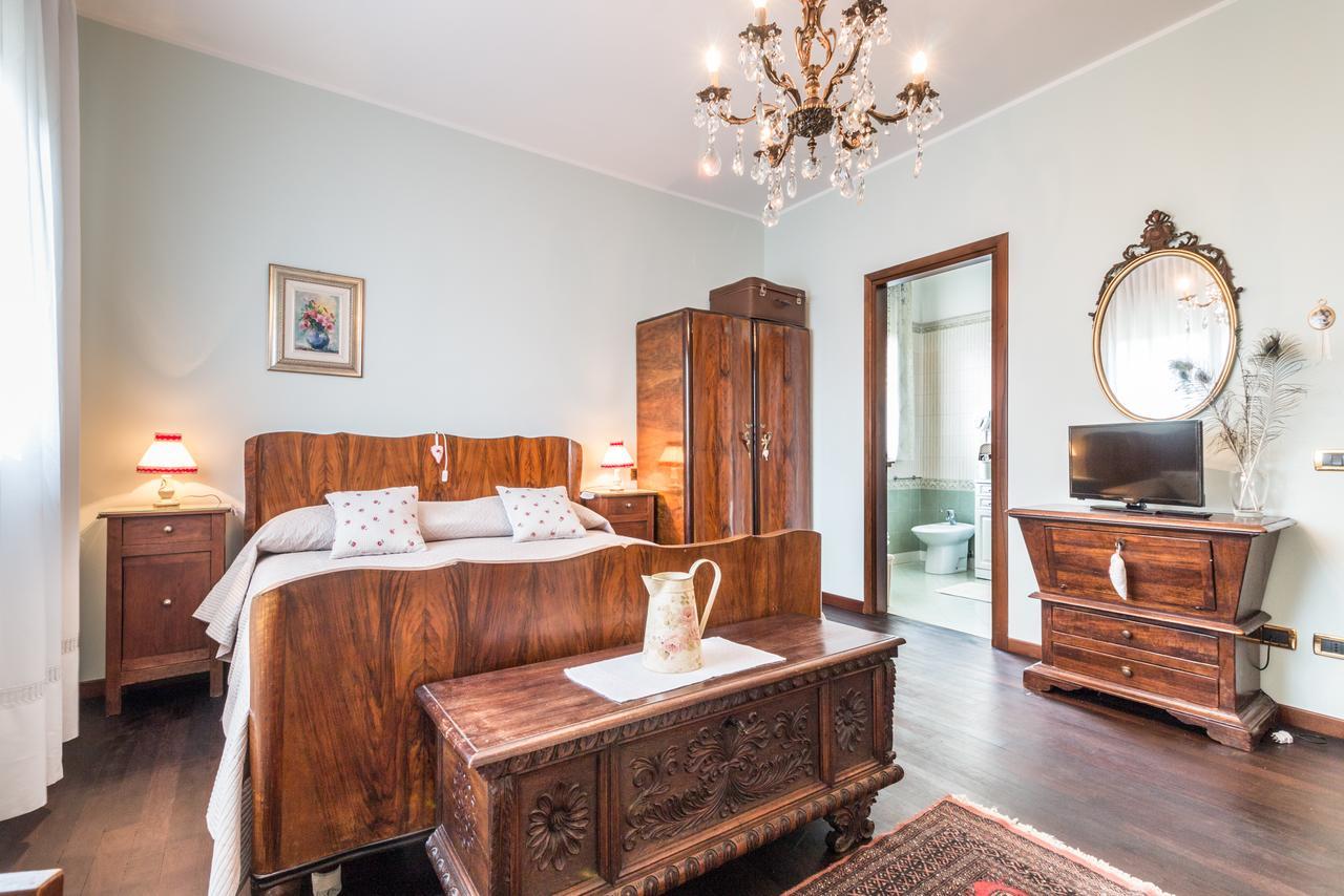 Casa Bibi Villa Cartiera Reali Luaran gambar